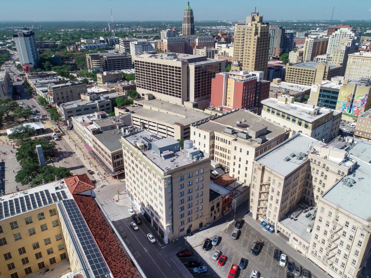 Hotel Gibbs Downtown Riverwalk Сан-Антонио Экстерьер фото